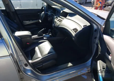 2009 Honda Accord 2.4 Ex-L из США, поврежденный, VIN 1HGCP26839A068075